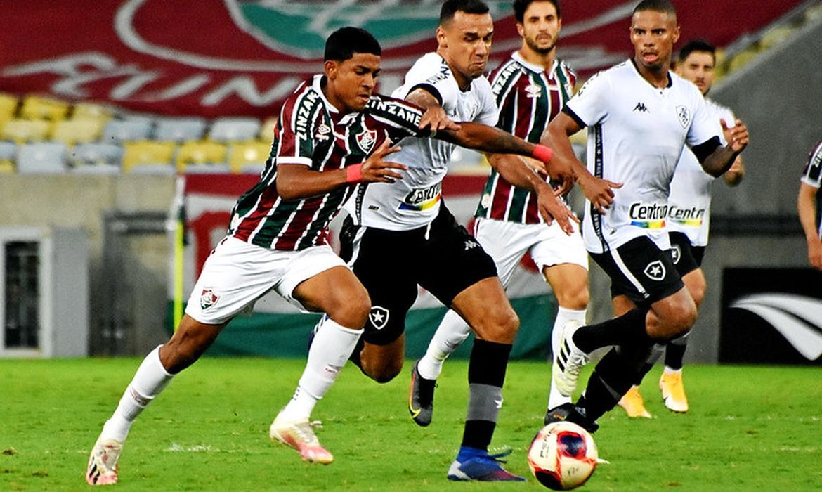 Nhận định soi kèo Fluminense vs Botafogo lúc 05h30 ngày 13/2/2025