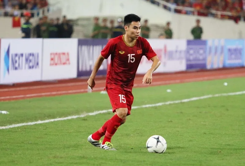 cau thu duc huy sinh nam bao nhieu